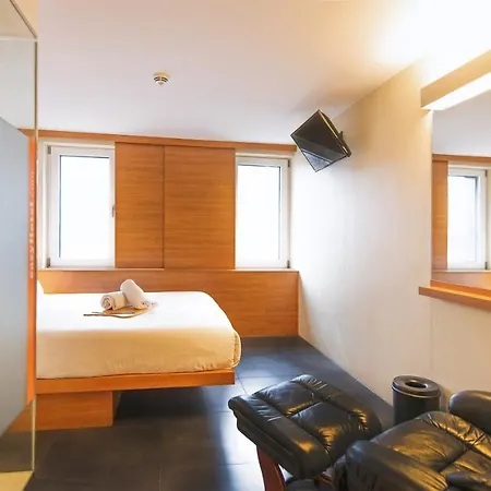Hotel Easyhotel Frankfurt City Center 2*