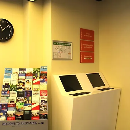 Easyhotel Frankfurt City Center מלון פרנקפורט