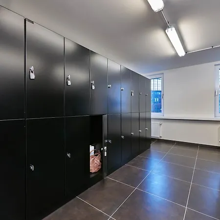 מלון Easyhotel Frankfurt City Center פרנקפורט