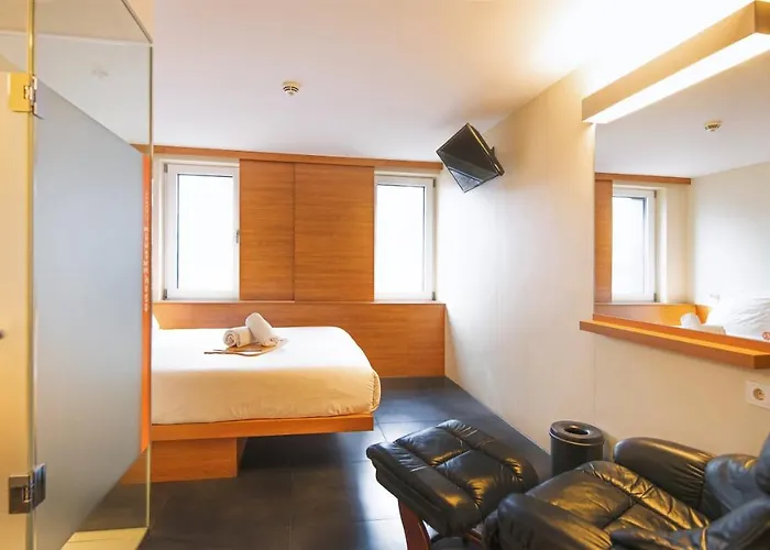 Hotell Easyhotel Frankfurt City Center 2*